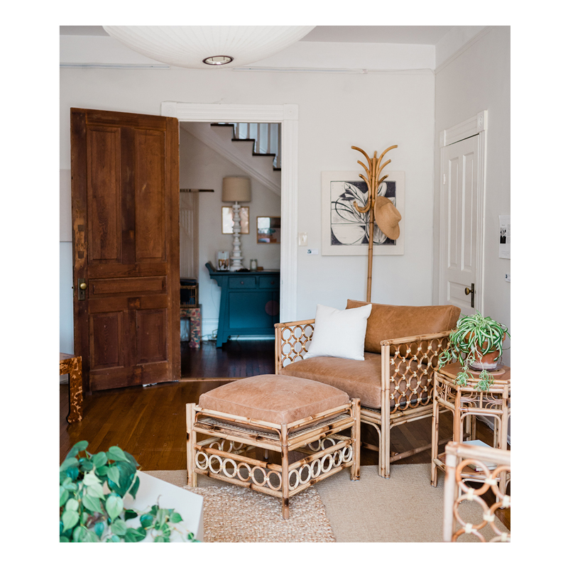 CON120 Compass Club Chair